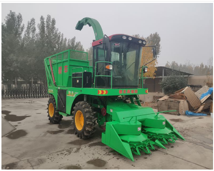 玉米青儲(chǔ)機(jī)使用前注意事項(xiàng)，**重要的首先是安全問(wèn)題